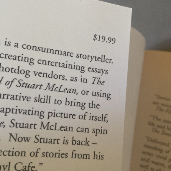 BOOK: stories from the vinyl café. By Stewart McLean…Super laugh out loudfunny. - Picture 3 of 3